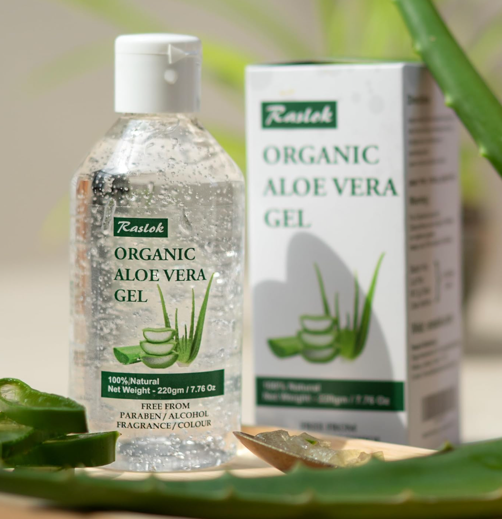 Clean organic pure aloe vera gel for natural post-sun skin cooling